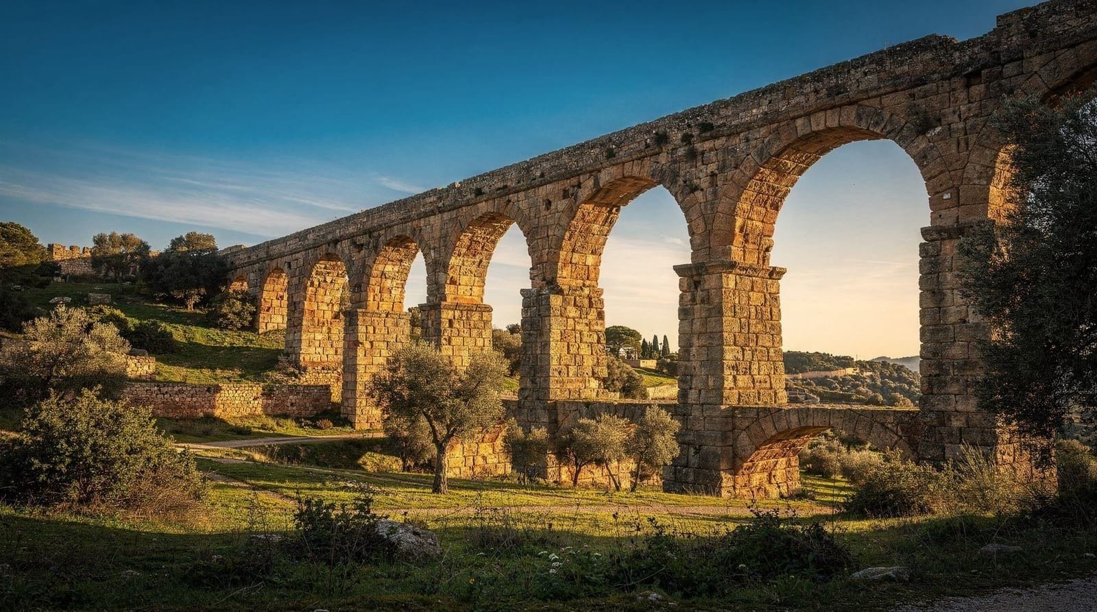 Barcelona: Tarragona & Sitges small group full-day tour